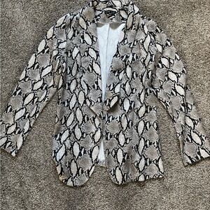 SHEIN Black and Cream Snakeskin Blazer